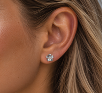 Fleur Stud