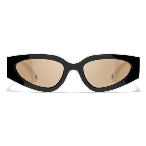 CHANEL Cat Eye