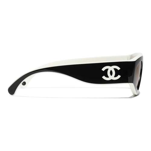 CHANEL Cat Eye